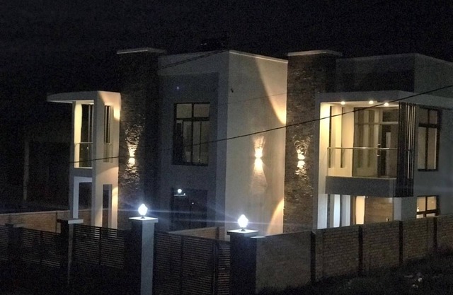 Entire 3 Bedroom House | New and Modern