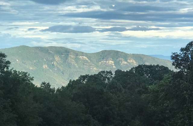 Entire Guest Suite in Haus Edelweiss on the Blue Ridge Parkway