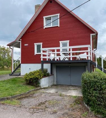 Entire holiday house