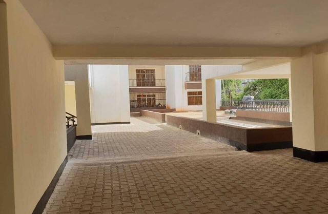 Entire house with high speed wifi and ample parking