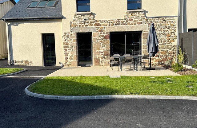 Entre Rennes et St Malo Maison en Campagne, Terrasse et Espace Vert