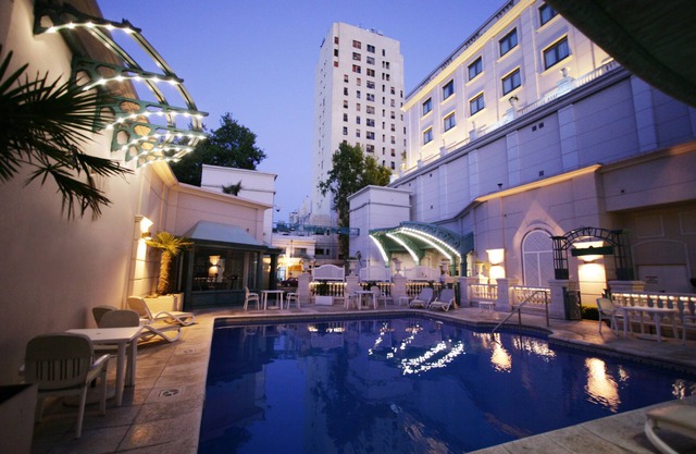 Epic Hotel Villa Mercedes