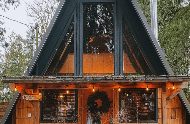 Epic view A-frame - Hot-tub, Firepit & Fireplace