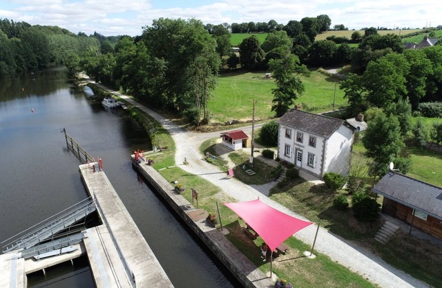 Escapade en Bord de Rivière La Mayenne