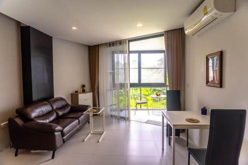 Escape Condominium Mea Pim Beach Rayong