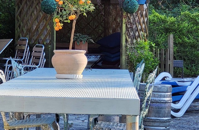 escape the ordinary - private self catered group holiday stay