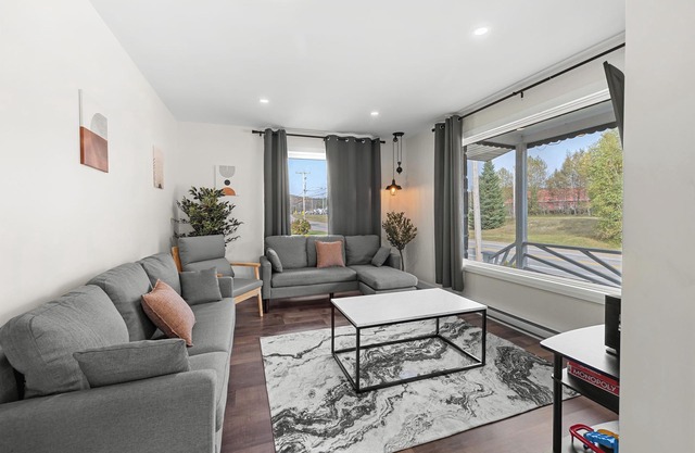 Escape to Rivière-à-Pierre