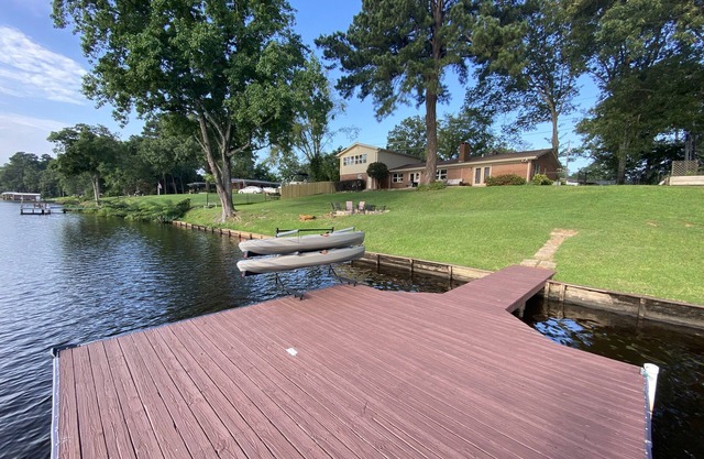 Escape to the Lake for a Hidden Gem. Magnificent lake side setting.