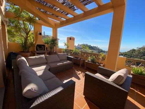 Espectacular ático dúplex con 2 terrazas & piscina