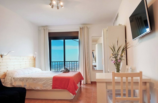 Estudio Panorámico Comares