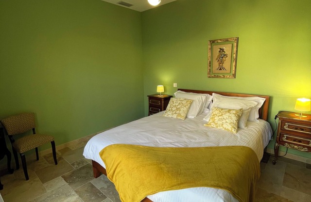 Eternal Love Room