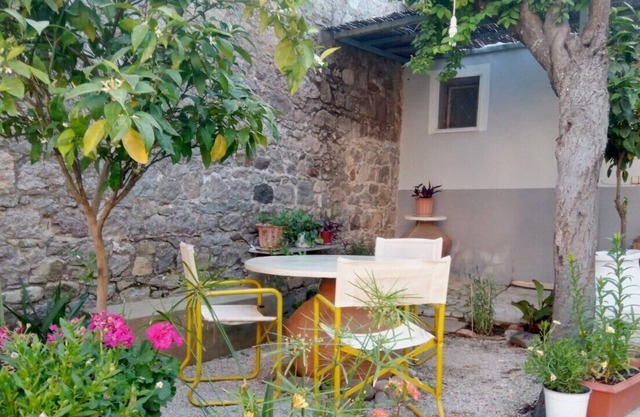 Euripides house with garden