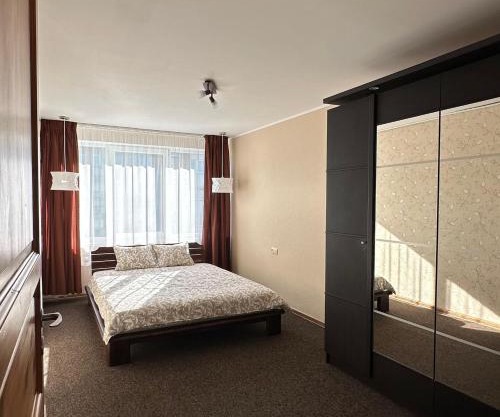 Evergreen City Apartment