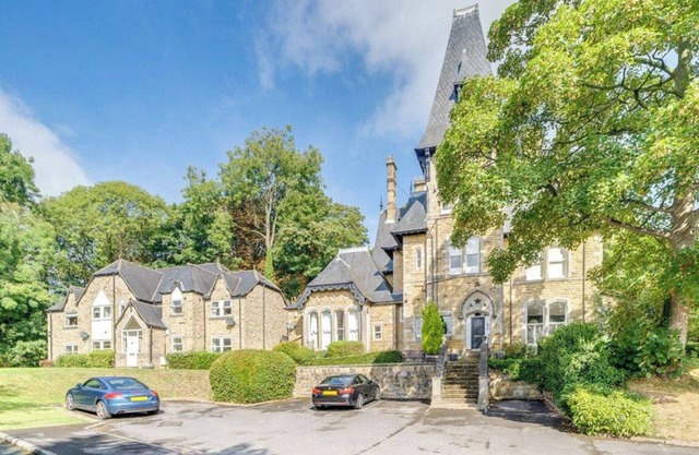 Excellent 1 bedroom apartment in Far Headingley