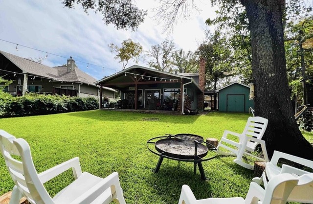 Exceptional 4/2 Waterfront Retreat! Ski, R&R, Family Getaway &Ladies Trip