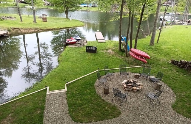 EXCEPTIONAL 6 BEDROOM LAKEFRONT HOME