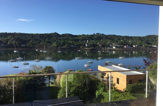 Exceptional location for this waterfront house