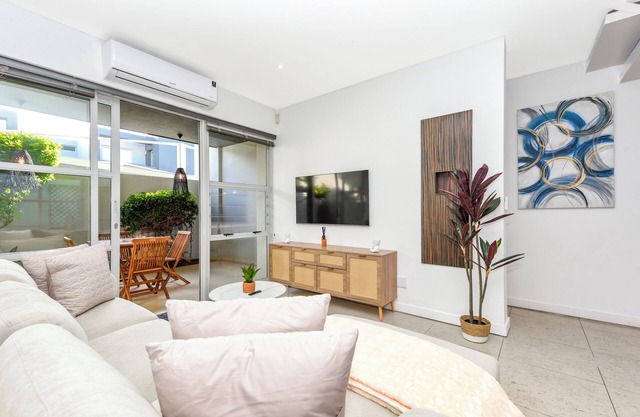 Exclusive Bauhaus Family Haven in Melrose