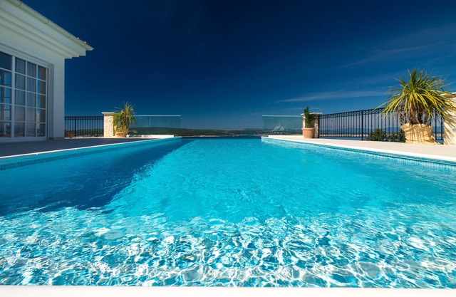 Exclusive new 5 * villa with panoramic sea view and heated pool