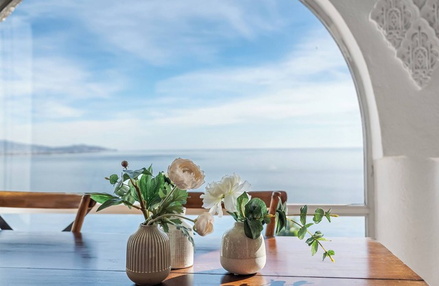Exclusive Villa with Sea Views, Private Heated Pool, 15-Min Walk to the Beach