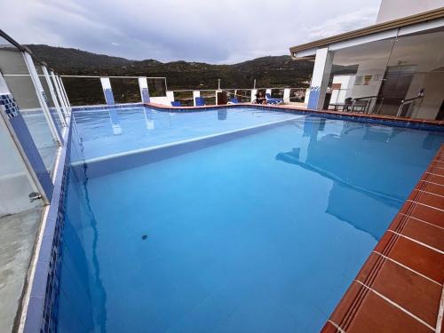 Exclusivo Apartamento Plaza Con Piscina