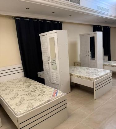 EXECUTIVE FEMALE SHARING BED SPACE near BUS STOP & CORNICHE