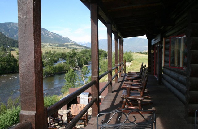 Executive Lodge -1 mile Stillwater River-Two Rivers Lodge-Montana fly fishing
