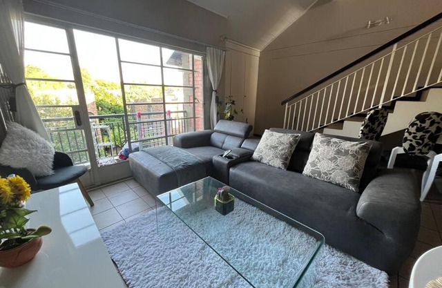 Executive suite@Lofts