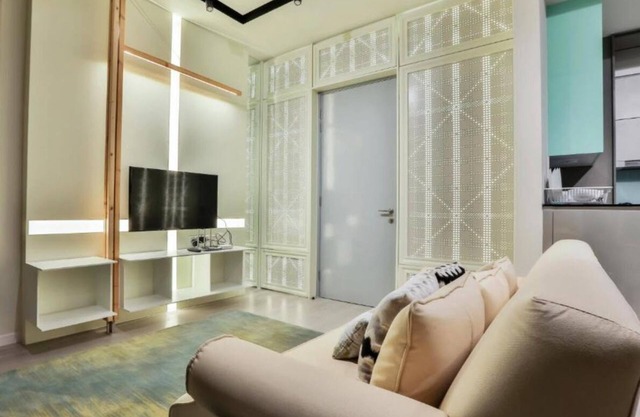 Executive Suite with Garden View 6