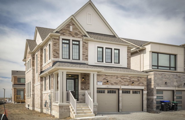 Experience Luxury Living-Minutes from Canada's Wonderland