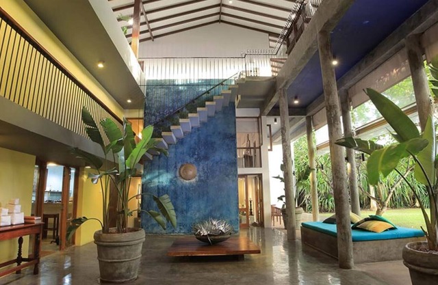 Experience a Luxury Holiday in Sri Lanka while staying in this Beautiful Villa