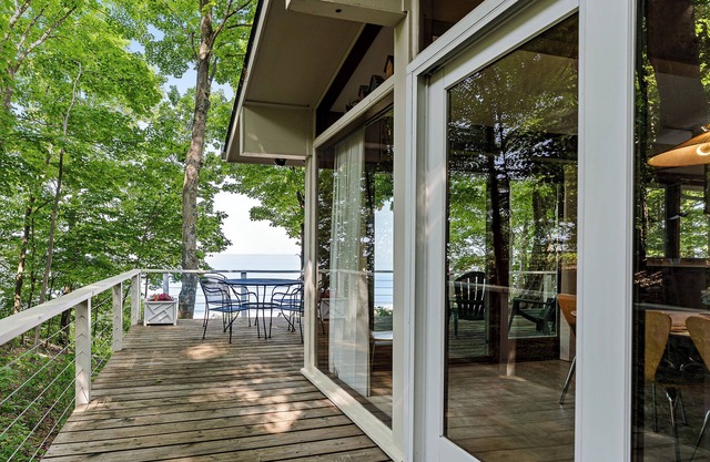 Experience comfort at Graceland, a charming 3-bedroom house