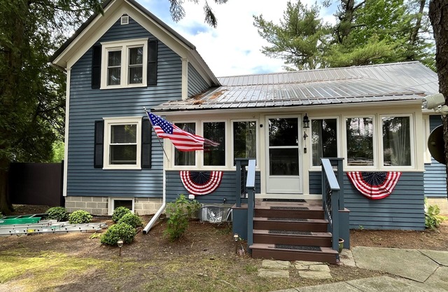 Experience Lake Michigan views from your cozy 3-bedroom retreat