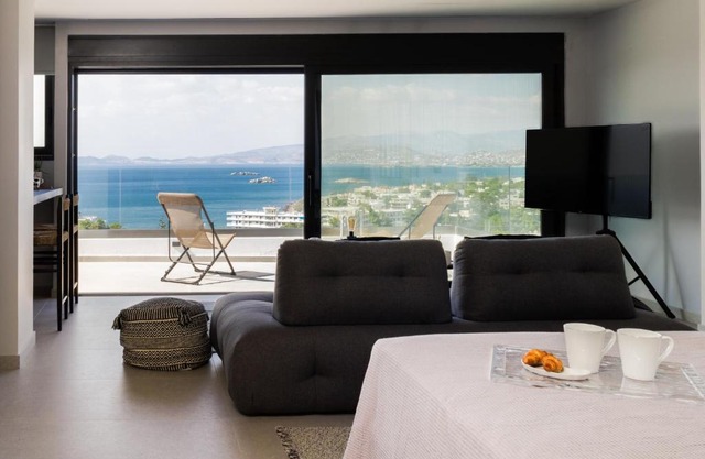 Experience Penthouse by Athens Riviera Suites
