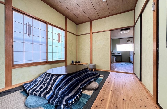 Experience the bliss of Cape Mihama Enjoy the beauty of Heda Bay bathed in the setting sun while en/Numazu Shizuoka