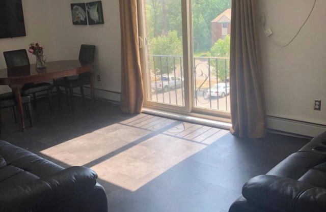 Exquisite 2 Bedroom apartment - Manchester NH