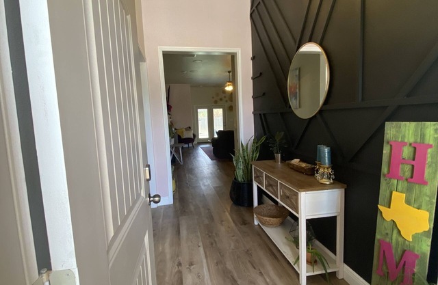 Exquisite 3 Bedroom 2 Bath Bungalow