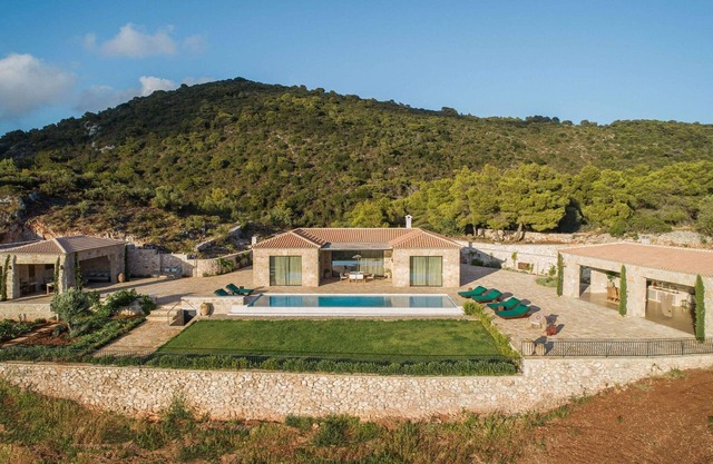 Exquisite Zante Villa | Villa Estrella | 2 Bedroom | Private Pool & Amazing Sea.