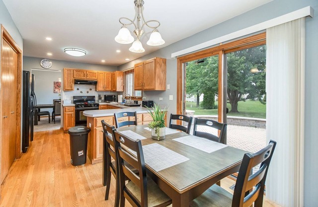 Extended Stay Woodridge FHS Rental