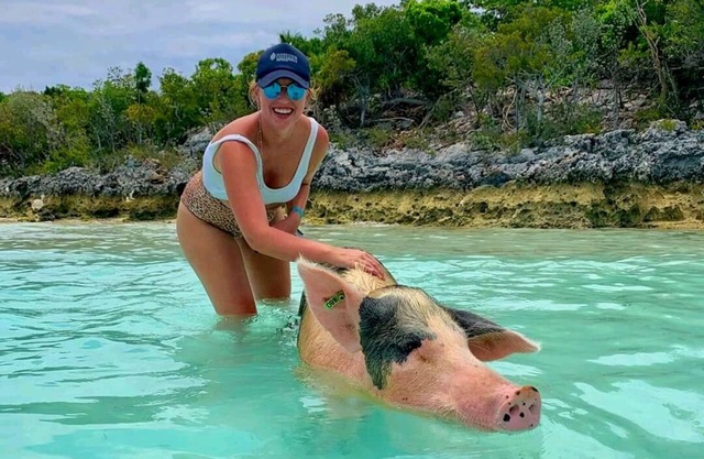 Exuma Point Villas -Swimming Pigs Resort- Green Lignam Vitae