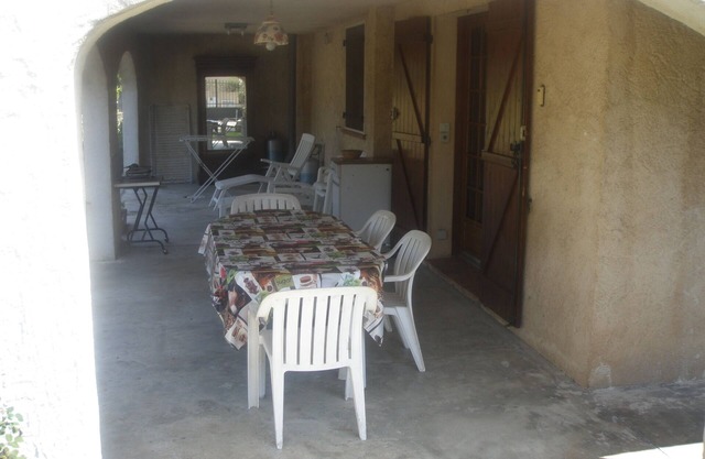 F2 rental on the ground floor