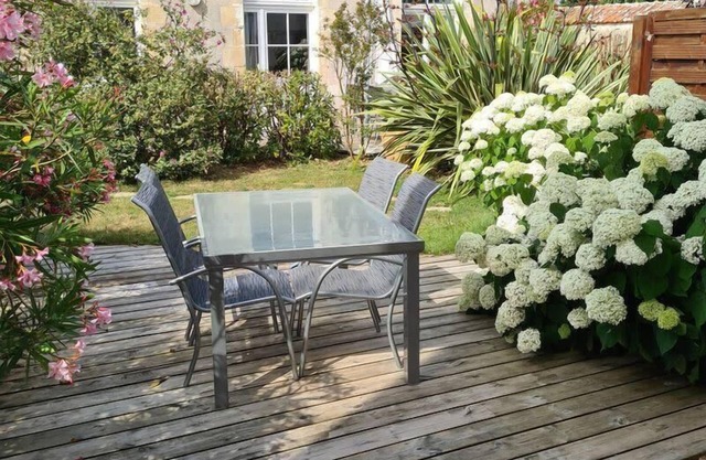 F3 house with garden in Grosbreuil