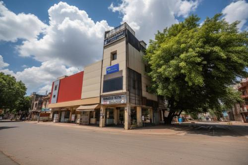 FabHotel Banarasi Kothi