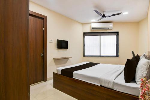 FabHotel Gokul Residency