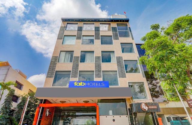 FabHotel Prime Shree Dev Villa