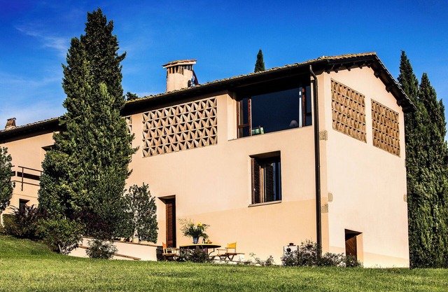 Fabulous 3br Designer Villa With All Comforts & Stunning Views In San Gimignano!