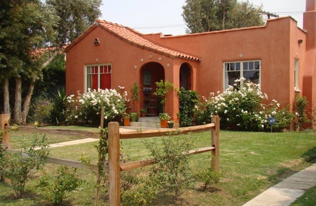 FABULOUS SPANISH STYLE DREAM HOME WITH LARGE DECK/YARD MAR VISTA CLOSE TO BEACH