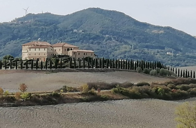 Fabulous Tuscan apartment near Volterra