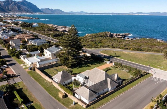 Fairview | Vintage Elegance & Endless Ocean Views