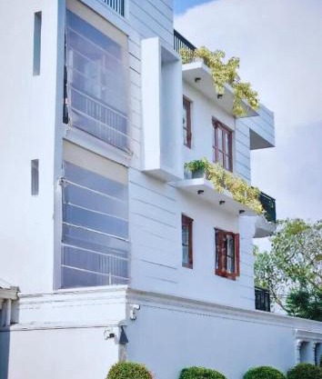 Fairway Apartment